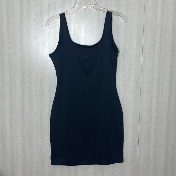 ❤️ 🆕 PERFECTION Sleeveless Dresss Size M - Picture 3 of 4